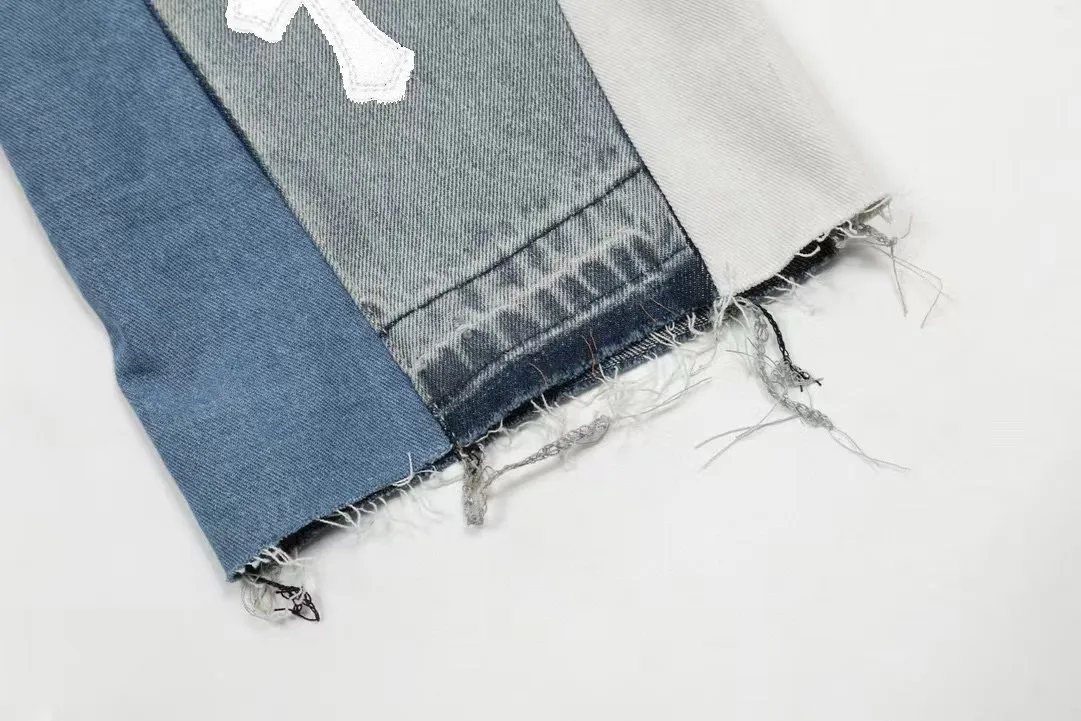 #8116 P260💰 Independent GALLERY DEPT. Vintage spliced cross loose washed flared jeans - truly restore the ultimate texture of Vintage - original hardware accessories, washed and other elevators, QR code analysis are all purchased from the original factory, high degree of restoration, welcome to compare with certain products ~ - three-dimensional version, loose and comfortable, not picky about the figure, taller and slimmer, factory Seiko, original quality control, same style for men and women, can be matched with couples, versatile recommendation, must-have jeans for all seasons -Size: 28 30 32 34 36